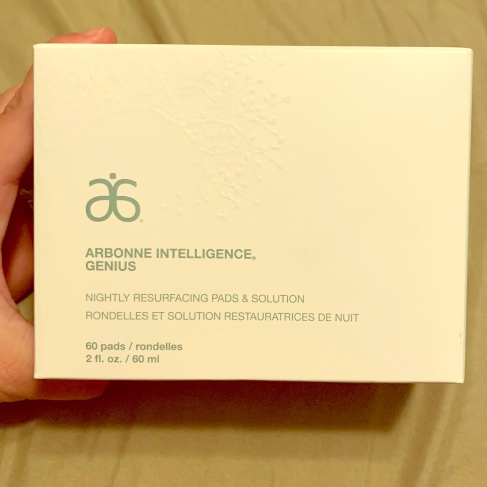 Arbonne Nightly resurfacing pads